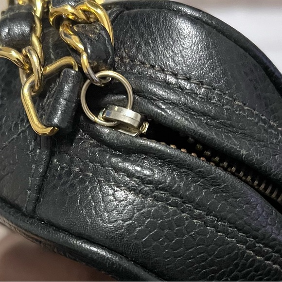 SOLD Vintage Small Chanel Black Caviar Camera Bag - Picture 14 of 16